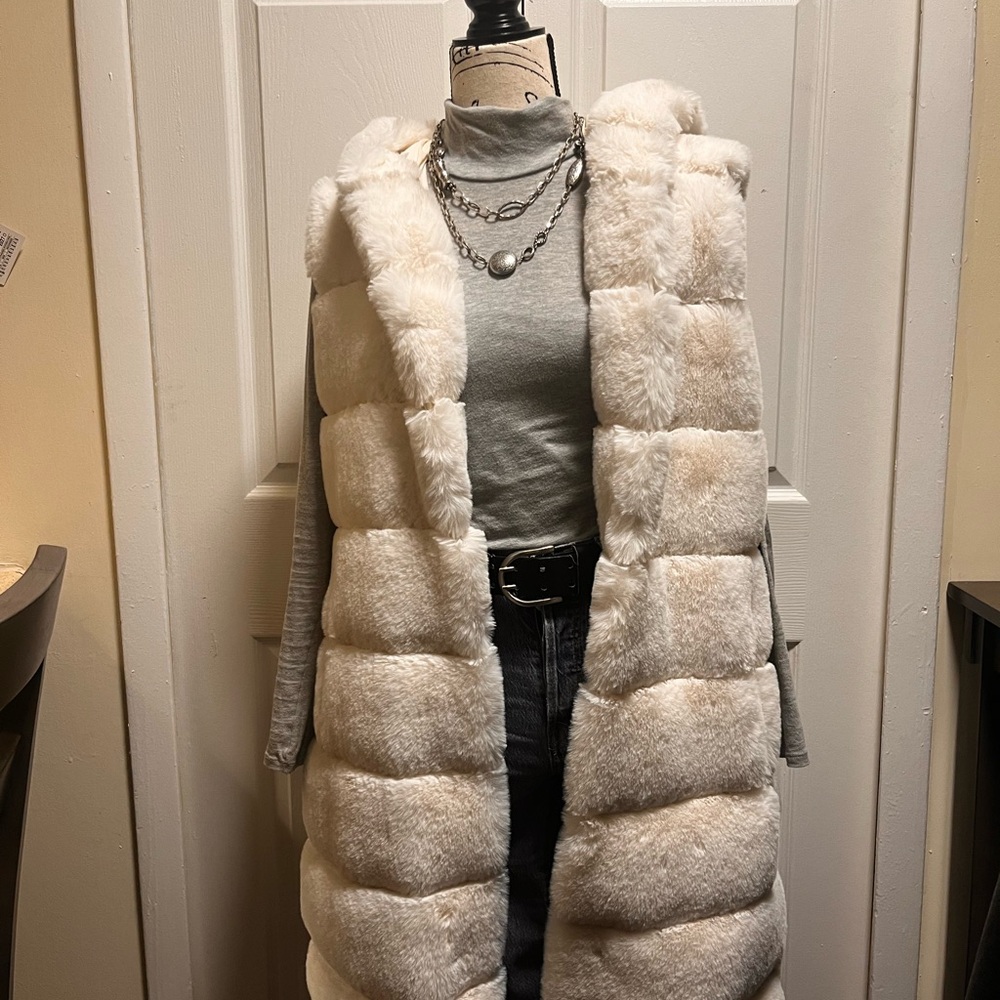 BCBGMaxAzria Ivory Faux Fur Vest